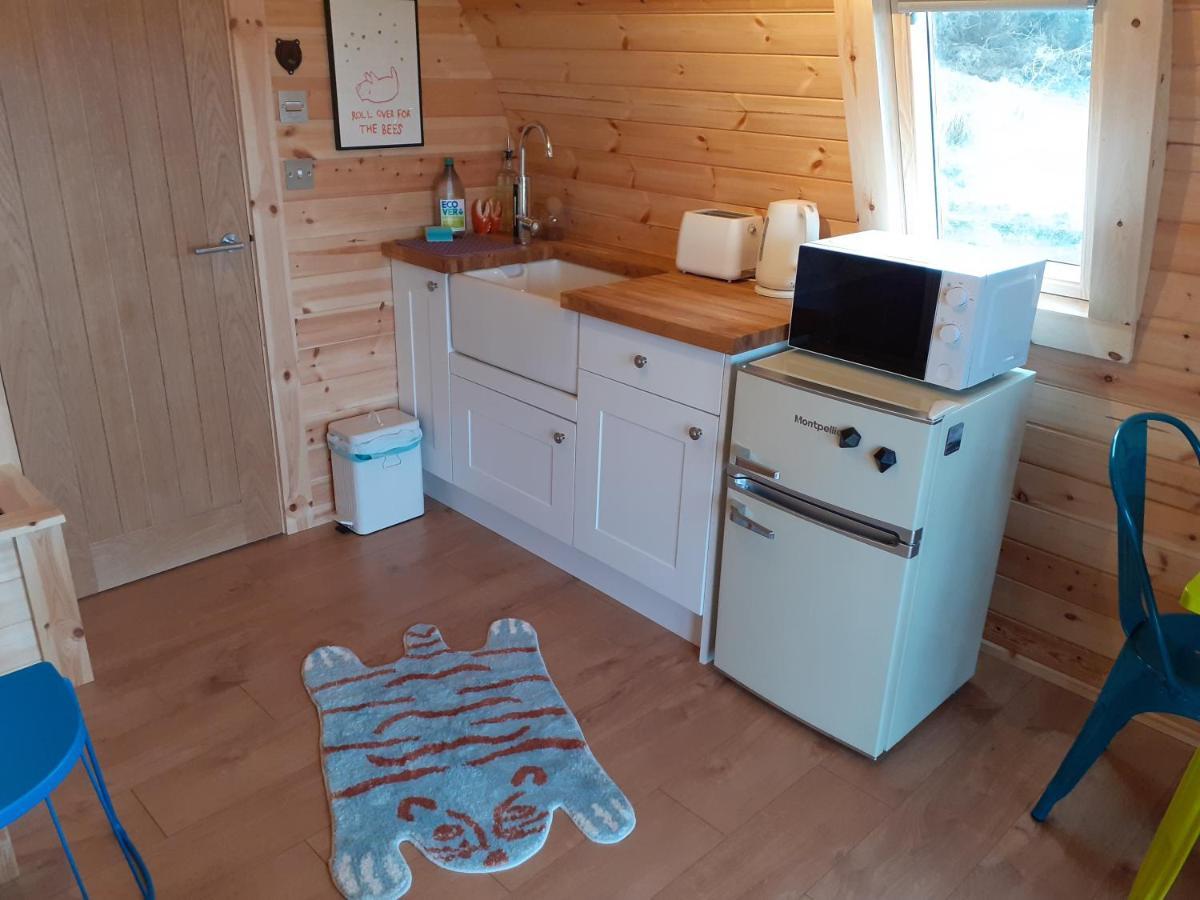 The Sleepy Crofter Glamping - Achiltibuie Hotel Exterior photo