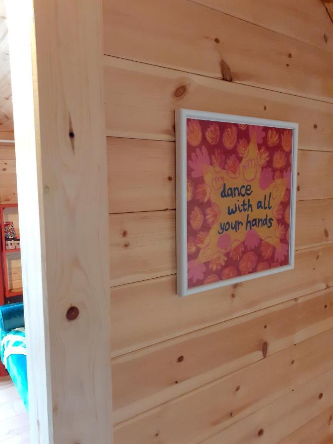 The Sleepy Crofter Glamping - Achiltibuie Hotel Exterior photo